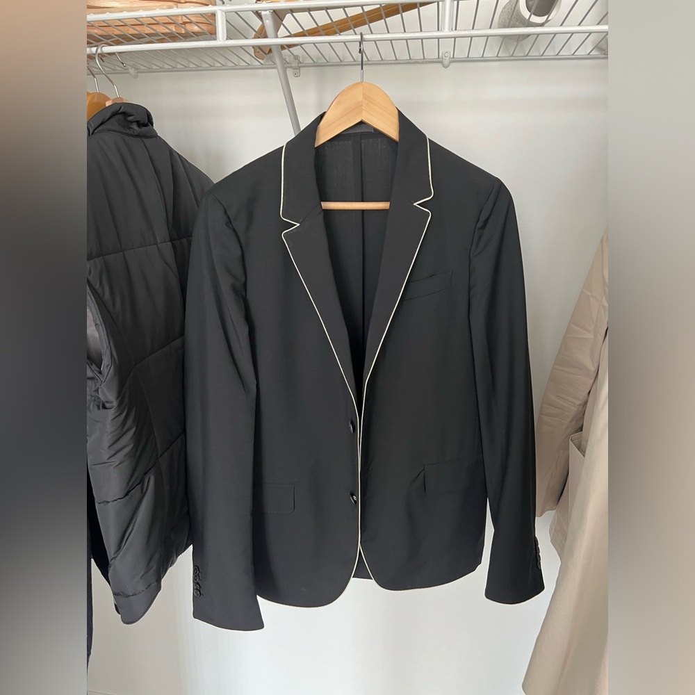 Valentino men’s blazer size IT46 fits S in great condition